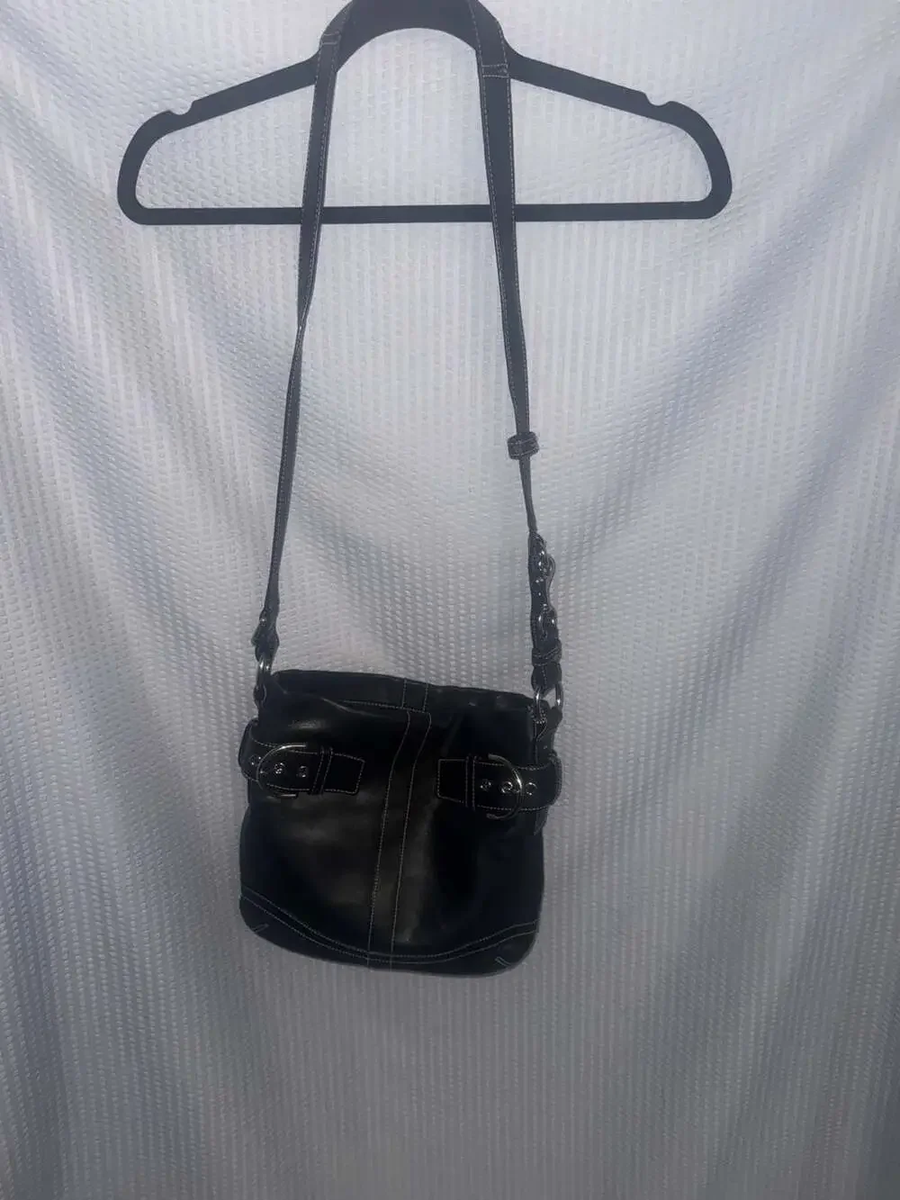 Vintage Coach Soho Black Leather Buckle Crossbody Bag with White Contrast Stitch - Picture 3 of 5
